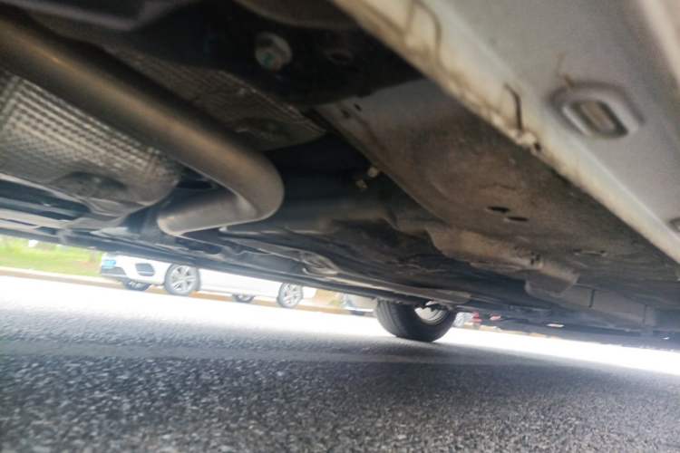 Used Roewe i5 2024 1.5L CVT Luxury Edition Chassis Rear Right
