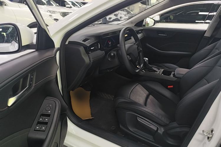 Used Roewe i5 2024 1.5L CVT Luxury Edition Driver Seat