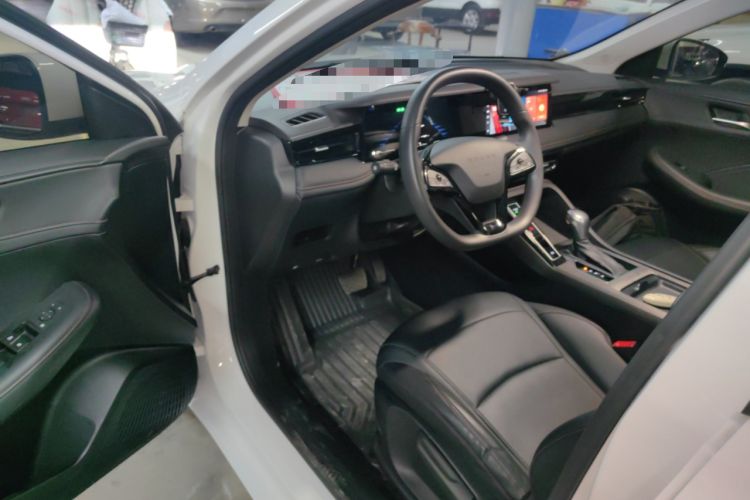 Used Roewe i5 2024 1.5L CVT Luxury Edition Driver Seat