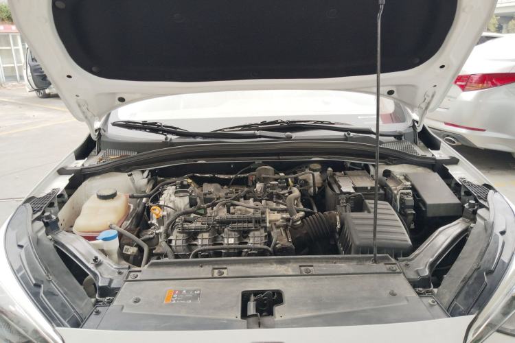 Used Roewe i5 2024 1.5L CVT Luxury Edition Engine Bay