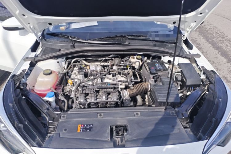 Used Roewe i5 2024 1.5L CVT Luxury Edition Engine Bay