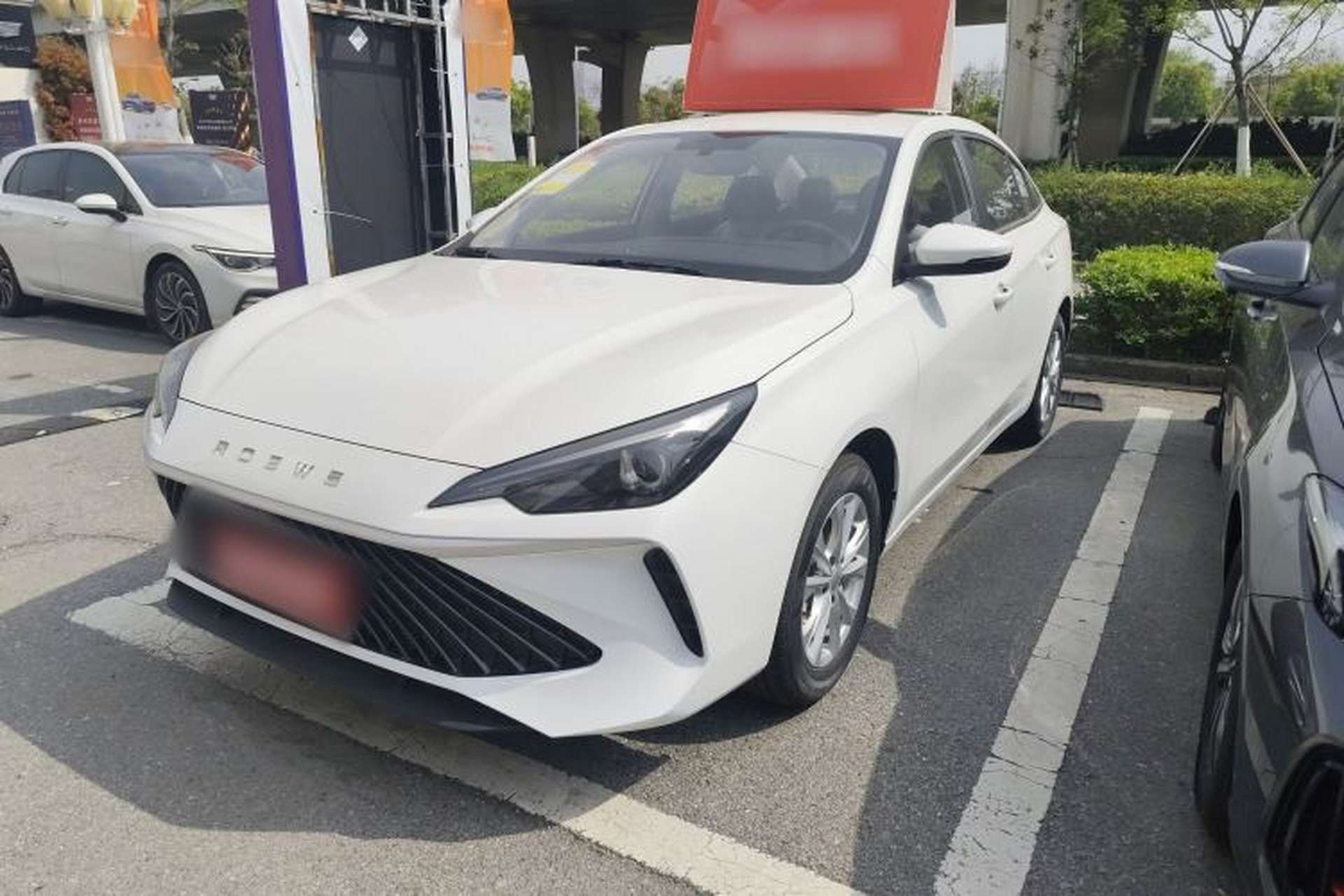 Used Roewe i5 2024 1.5L CVT Luxury Edition Exterior 2