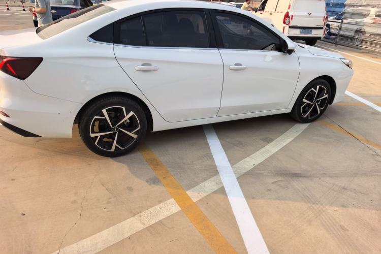 Used Roewe i5 2024 1.5L CVT Luxury Edition Exterior 5