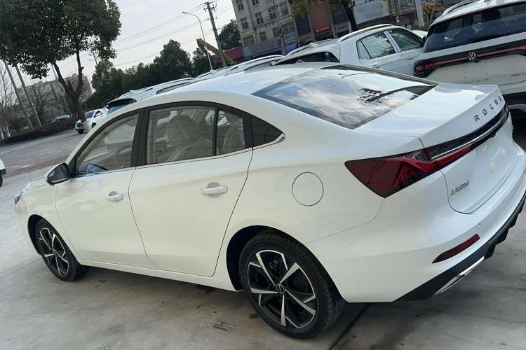 Used Roewe i5 2024 1.5L CVT Luxury Edition Exterior 5