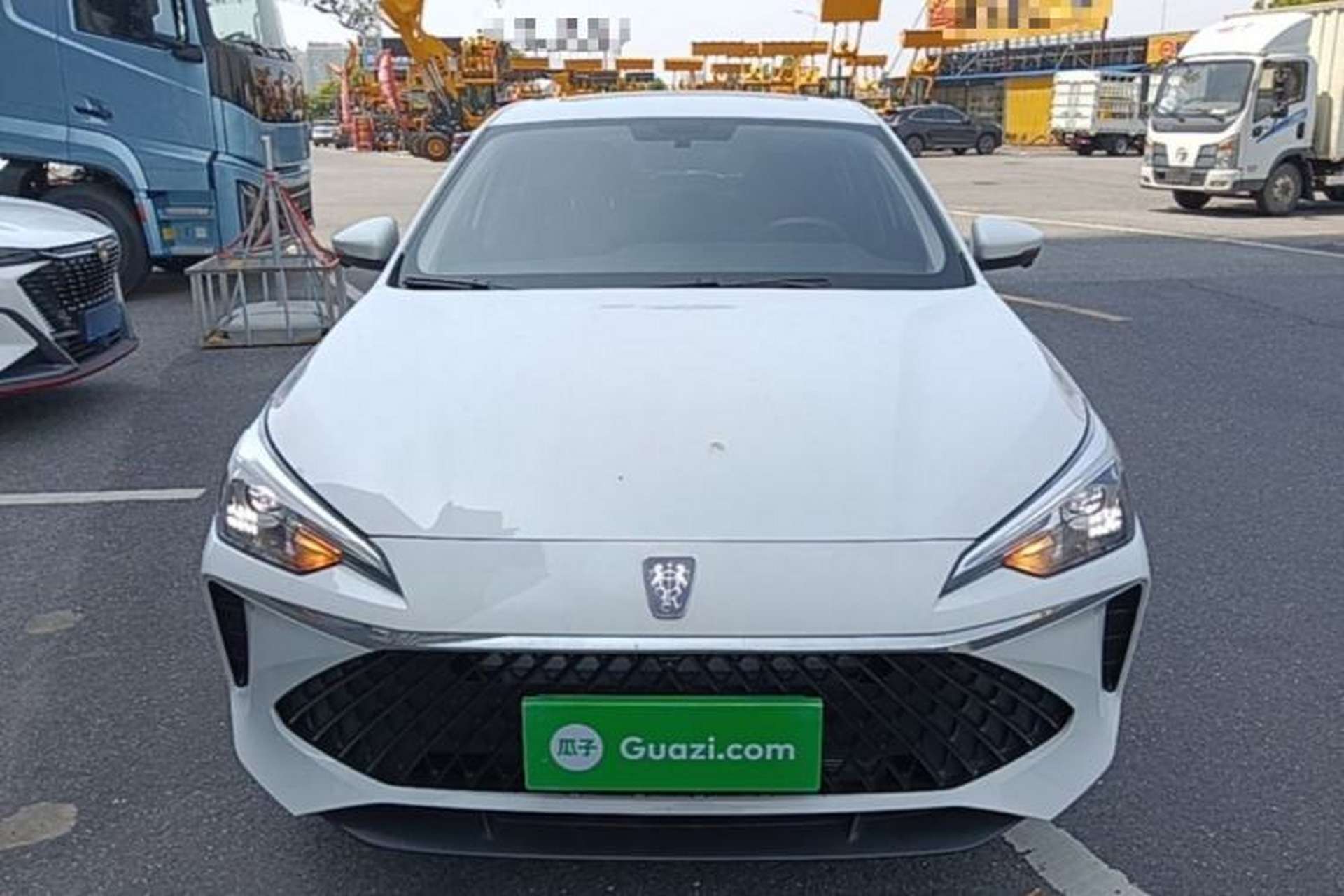 Used Roewe i5 2024 1.5L CVT Luxury Edition Front