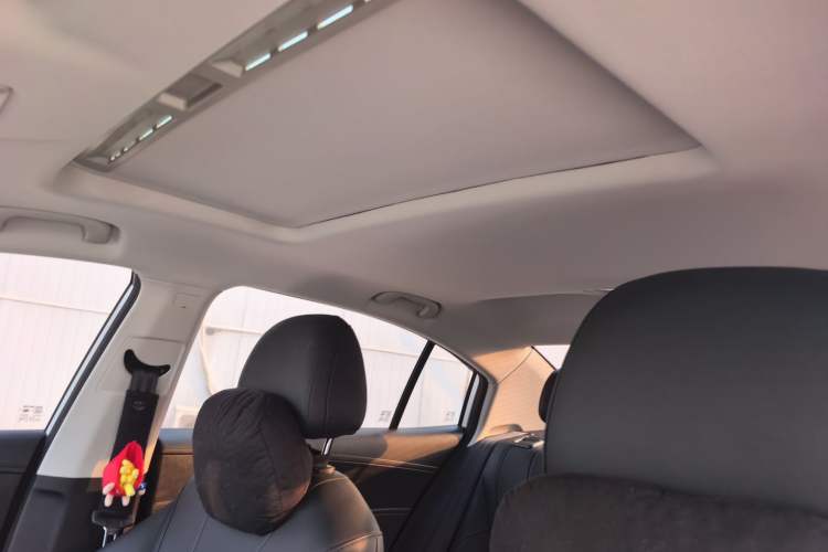 Used Roewe i5 2024 1.5L CVT Luxury Edition Headliner
