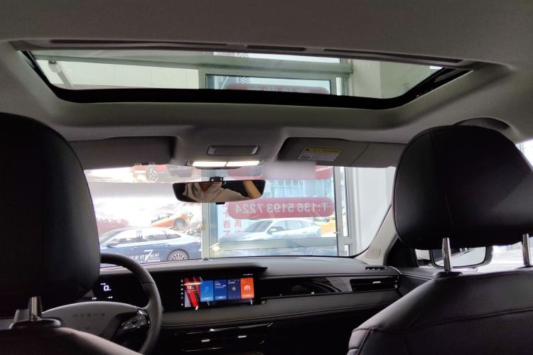Used Roewe i5 2024 1.5L CVT Luxury Edition Headliner