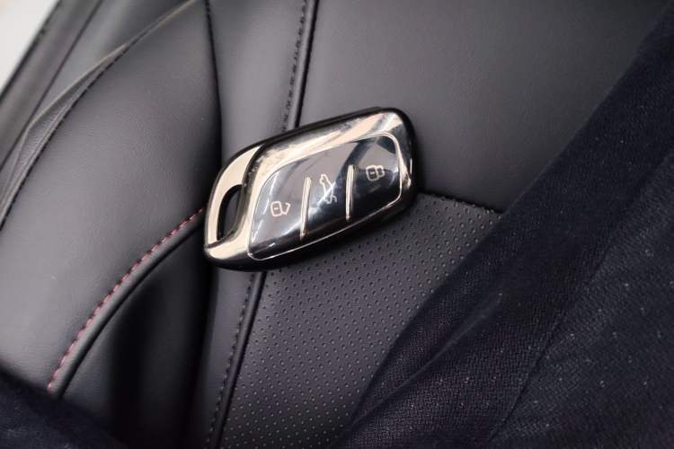 Used Roewe i5 2024 1.5L CVT Luxury Edition Interior 1