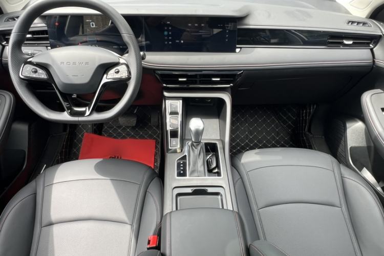 Used Roewe i5 2024 1.5L CVT Luxury Edition Interior 2