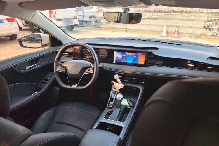 Used Roewe i5 2024 1.5L CVT Luxury Edition Interior 2