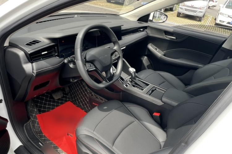 Used Roewe i5 2024 1.5L CVT Luxury Edition Interior 5