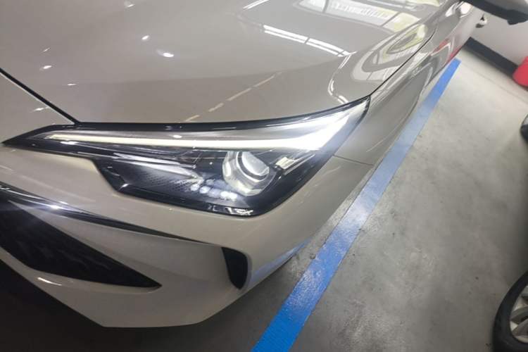Used Roewe i5 2024 1.5L CVT Luxury Edition Left Front Headlight