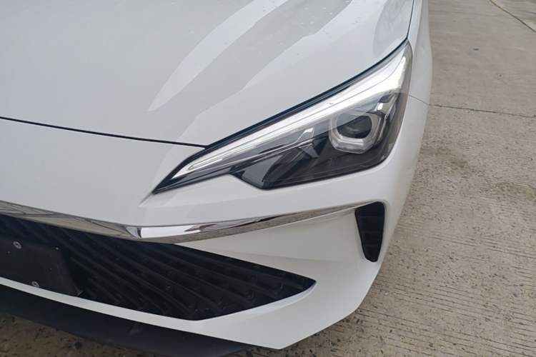 Used Roewe i5 2024 1.5L CVT Luxury Edition Left Front Headlight