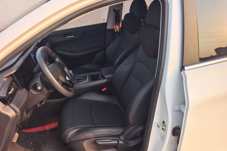 Used Roewe i5 2024 1.5L CVT Luxury Edition Left Front Seat
