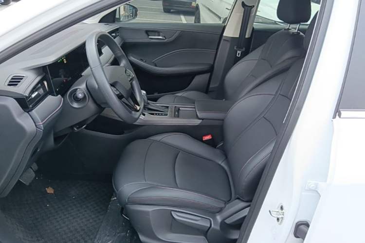 Used Roewe i5 2024 1.5L CVT Luxury Edition Left Front Seat