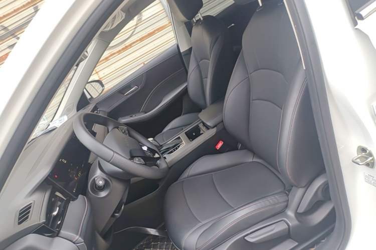 Used Roewe i5 2024 1.5L CVT Luxury Edition Left Front Seat