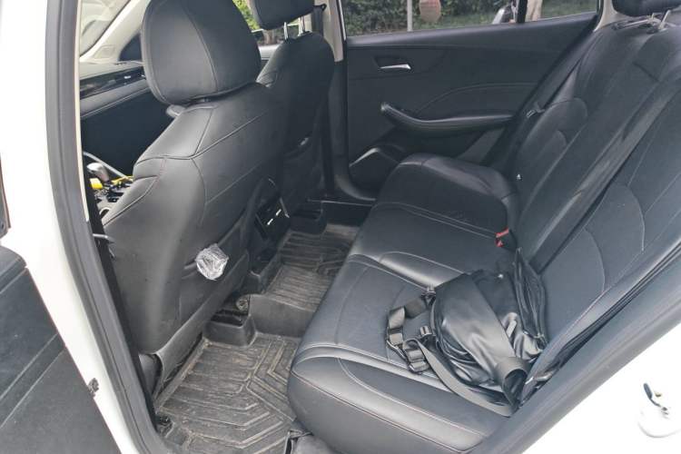 Used Roewe i5 2024 1.5L CVT Luxury Edition Left Rear Seat