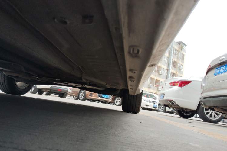 Used Roewe i5 2024 1.5L CVT Luxury Edition Left Side Sill