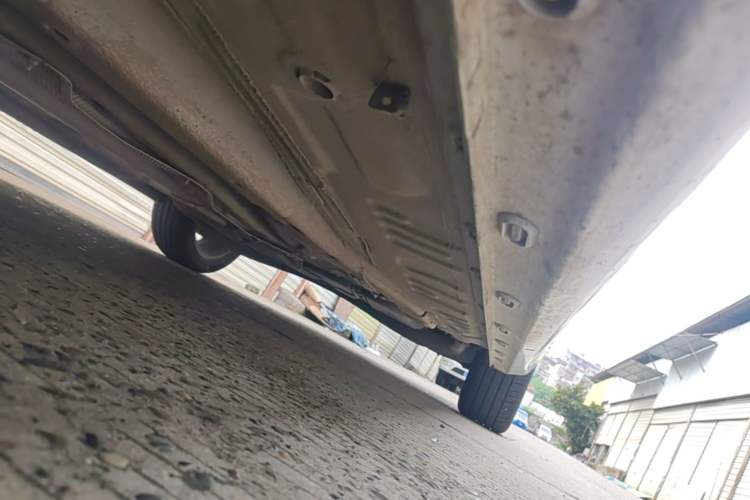 Used Roewe i5 2024 1.5L CVT Luxury Edition Left Side Sill