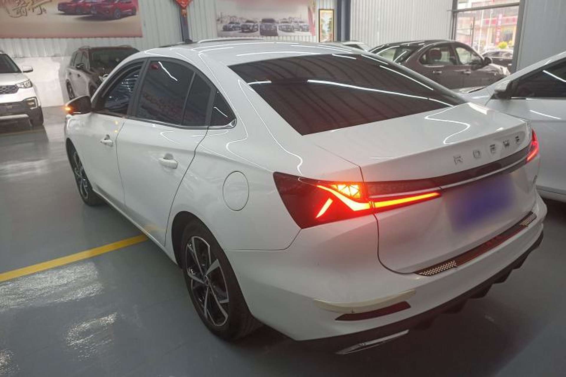 Used Roewe i5 2024 1.5L CVT Luxury Edition Rear Left 45 Deg