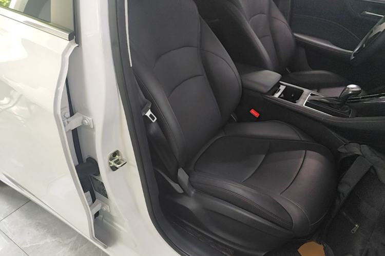 Used Roewe i5 2024 1.5L CVT Luxury Edition Right Front Seat