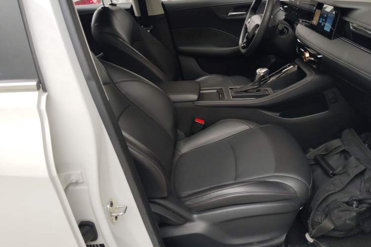 Used Roewe i5 2024 1.5L CVT Luxury Edition Right Front Seat