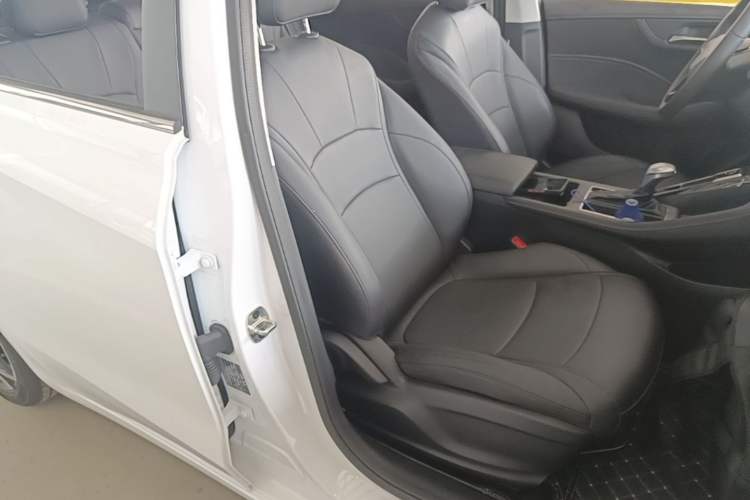 Used Roewe i5 2024 1.5L CVT Luxury Edition Right Front Seat