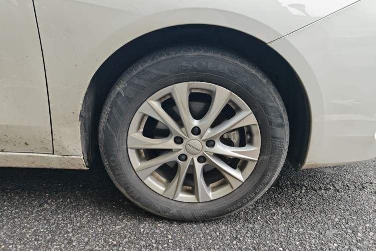 Used Roewe i5 2024 1.5L CVT Luxury Edition Right Front Wheel Hub