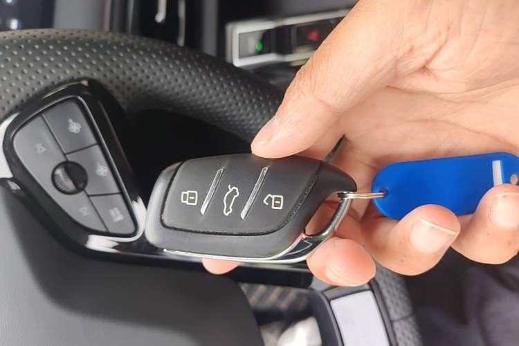 Used Roewe i5 2024 1.5L CVT Luxury Edition Vehicle Key
