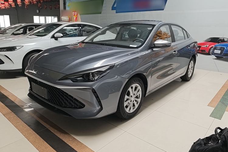 Roewe i5 2026 Model 1.5L CVT Executive Version