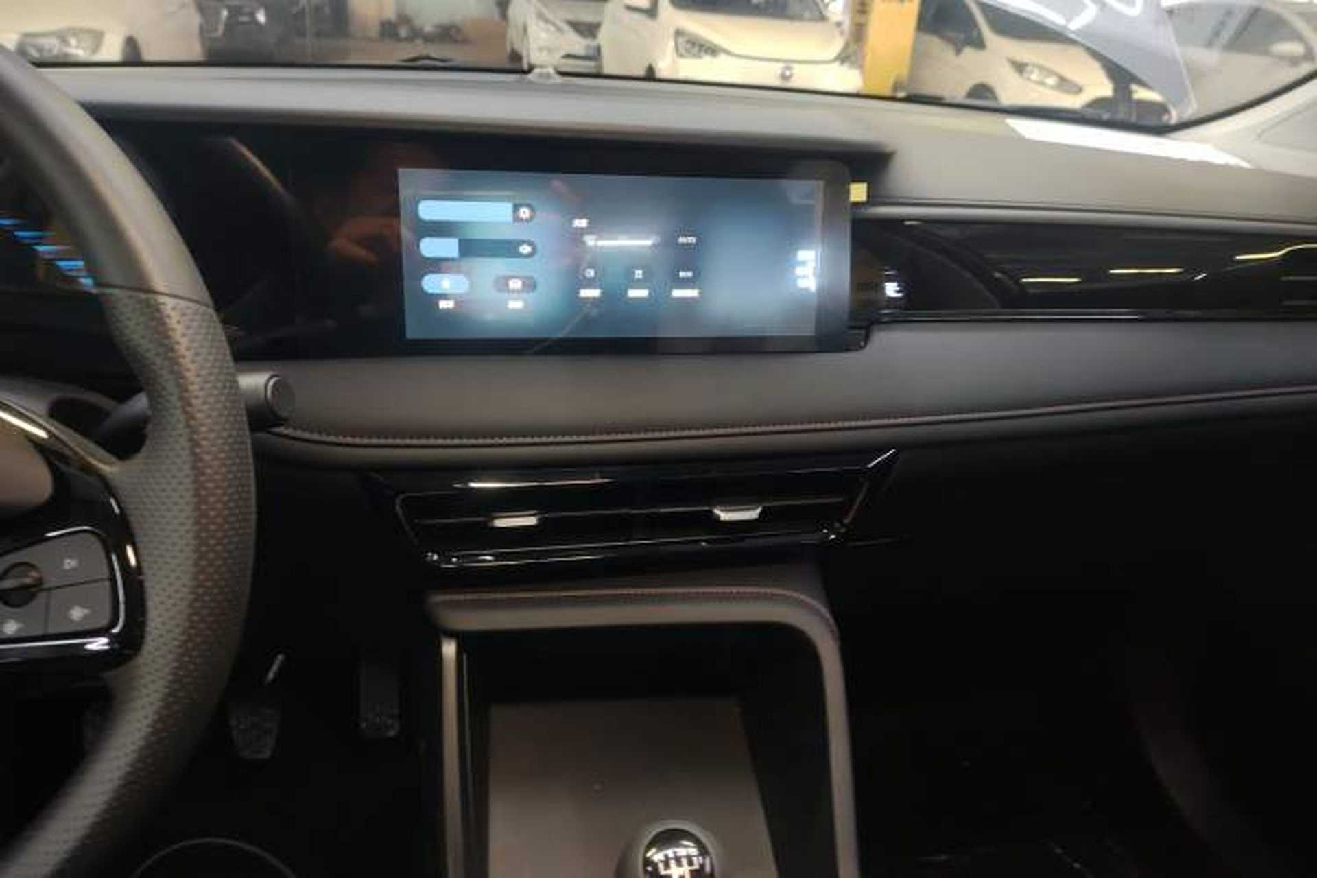 Used Roewe i5 2026 Model 1.5L Manual Comfort Version Audio And AC Panel