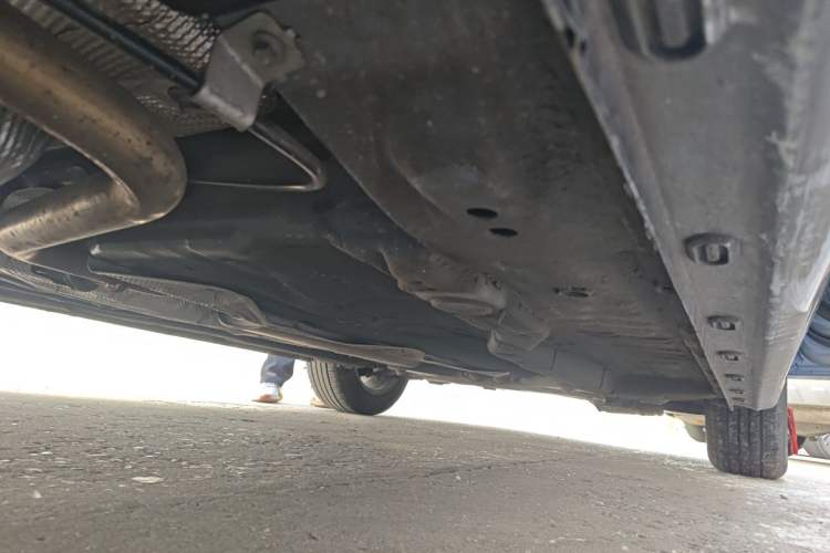 Used Roewe i5 2026 Model 1.5L Manual Comfort Version Chassis Rear Right