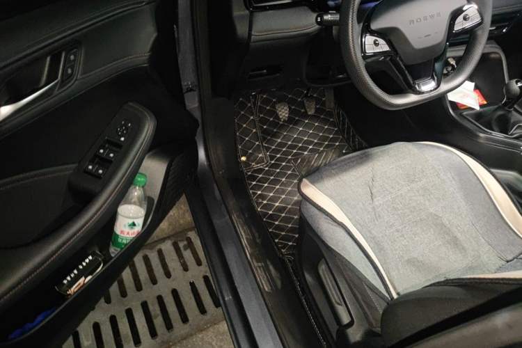 Used Roewe i5 2026 Model 1.5L Manual Comfort Version Driver Seat