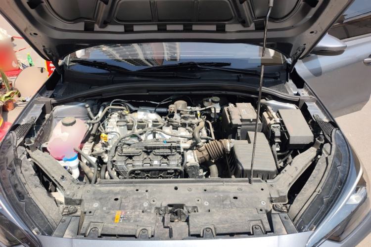 Used Roewe i5 2026 Model 1.5L Manual Comfort Version Engine Bay
