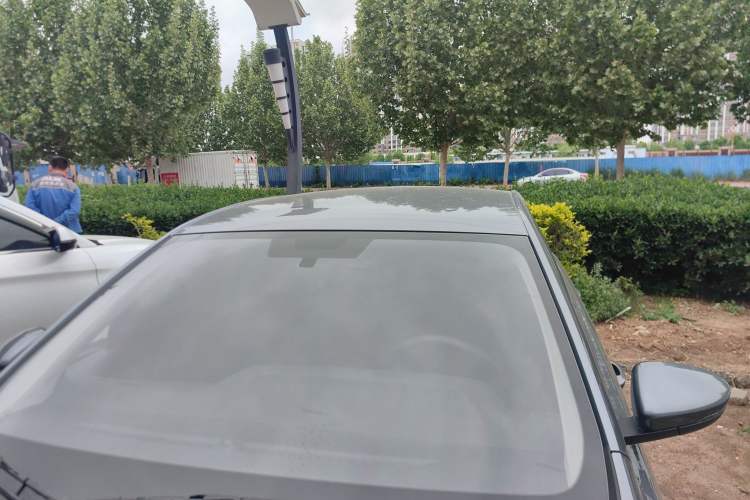Used Roewe i5 2026 Model 1.5L Manual Comfort Version Exterior 2