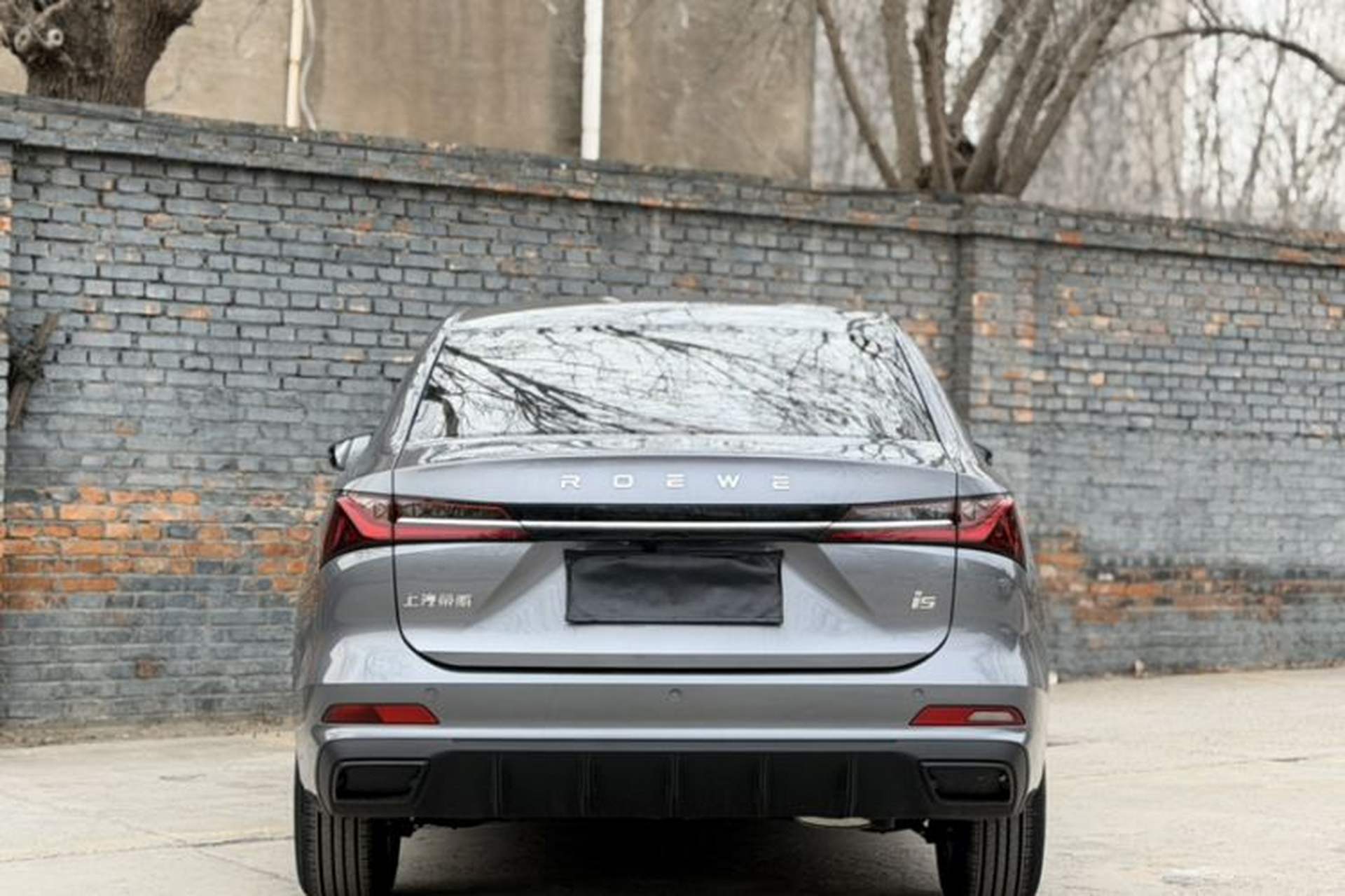 Used Roewe i5 2026 Model 1.5L Manual Comfort Version Exterior 4