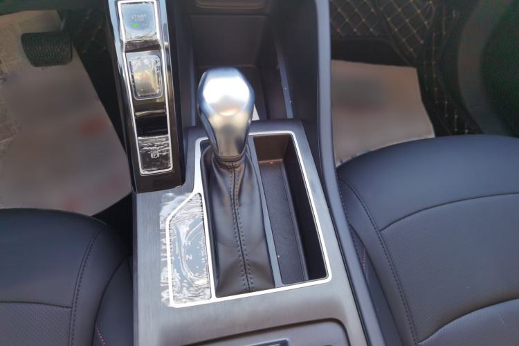 Used Roewe i5 2026 Model 1.5L CVT Luxury Version Gear Lever