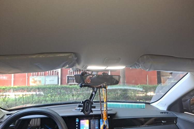 Used Roewe i5 2026 Model 1.5L Manual Comfort Version Headliner