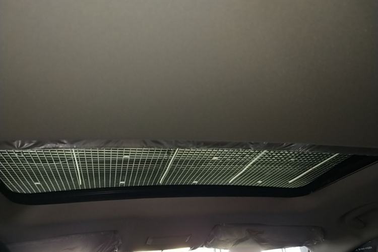 Used Roewe i5 2026 Model 1.5L CVT Luxury Version Headliner