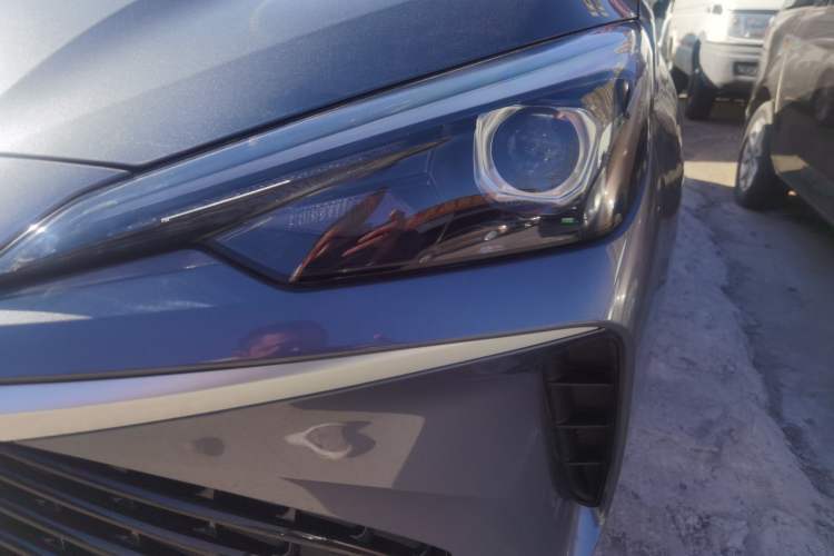 Used Roewe i5 2026 Model 1.5L CVT Luxury Version Left Front Headlight