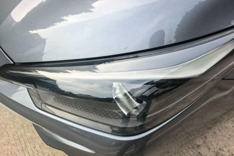 Used Roewe i5 2026 Model 1.5L Manual Comfort Version Left Front Headlight