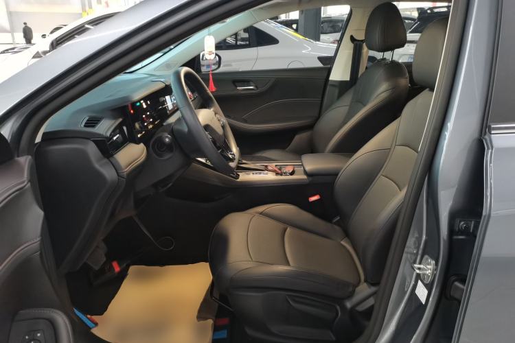Used Roewe i5 2026 Model 1.5L CVT Luxury Version Left Front Seat