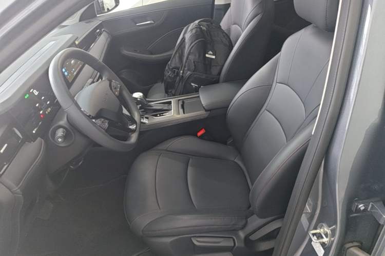 Used Roewe i5 2026 Model 1.5L CVT Luxury Version Left Front Seat