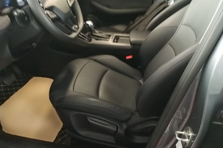 Used Roewe i5 2026 Model 1.5L CVT Luxury Version Left Front Seat