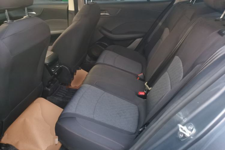 Used Roewe i5 2026 Model 1.5L Manual Comfort Version Left Rear Seat