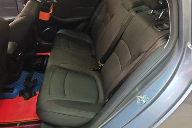 Used Roewe i5 2026 Model 1.5L CVT Prestige Version Left Rear Seat