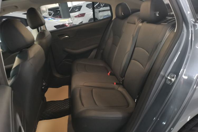 Used Roewe i5 2026 Model 1.5L CVT Luxury Version Left Rear Seat