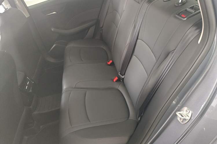 Used Roewe i5 2026 Model 1.5L CVT Luxury Version Left Rear Seat