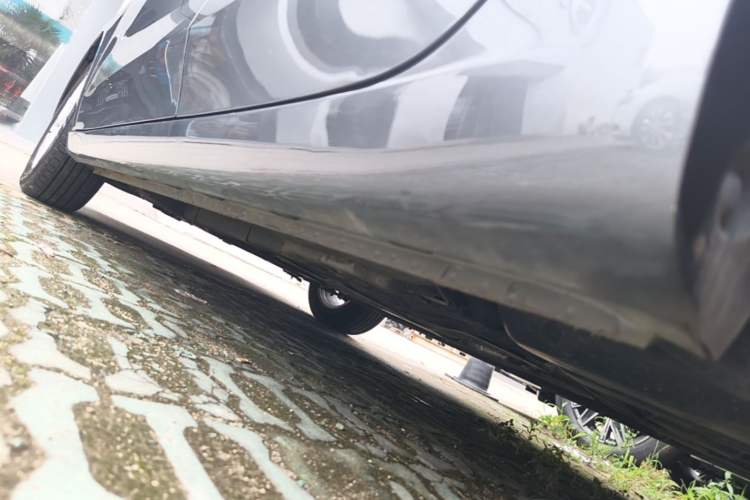 Used Roewe i5 2026 Model 1.5L CVT Executive Version Left Side Sill