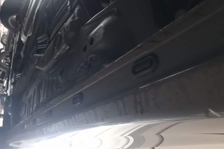 Used Roewe i5 2026 Model 1.5L CVT Luxury Version Left Side Sill